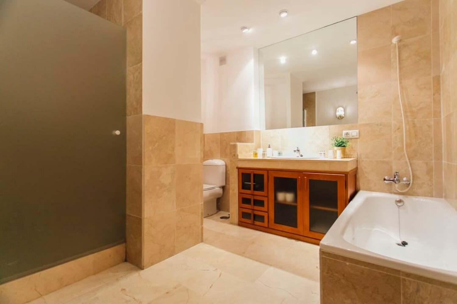 شقة Wide And Bright- 3Bd 2Bth- Arenal إشبيلية المظهر الخارجي الصورة